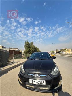 هیۆندای ئەکسنت هاچباک